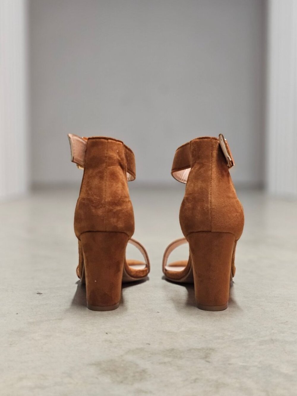 Tan Faux Suede Block Heel Sandals With Adjustable Ankle Strap Open Toe Design Wo - Picture 11 of 14